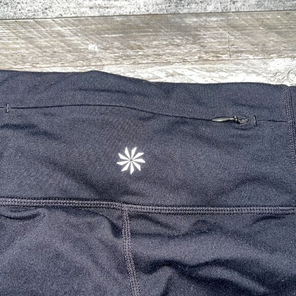 Athleta Women's Black Orchid Relay 2.0 Capri Size S - Picture 8 of 9